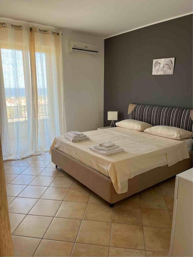 Rosy'S House Villa Patti Dış mekan fotoğraf